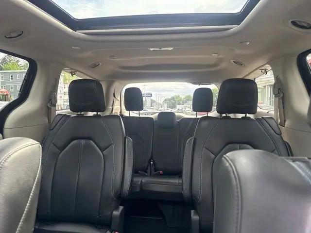2021 Chrysler Pacifica Touring L