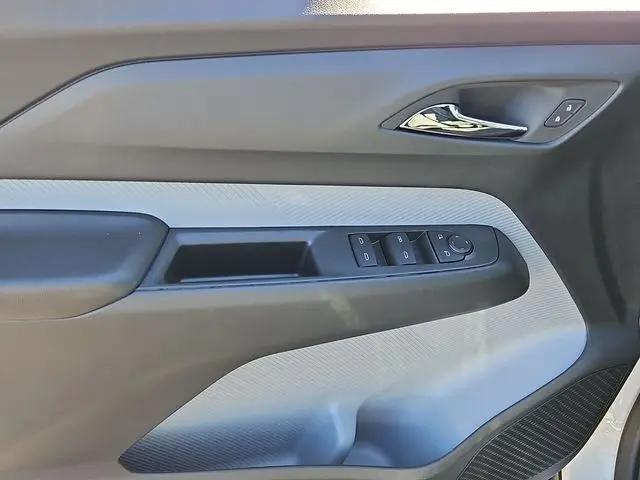 2027 Chevrolet Bolt LT FWD