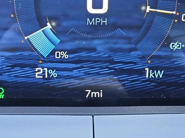 2027 Chevrolet Bolt LT FWD