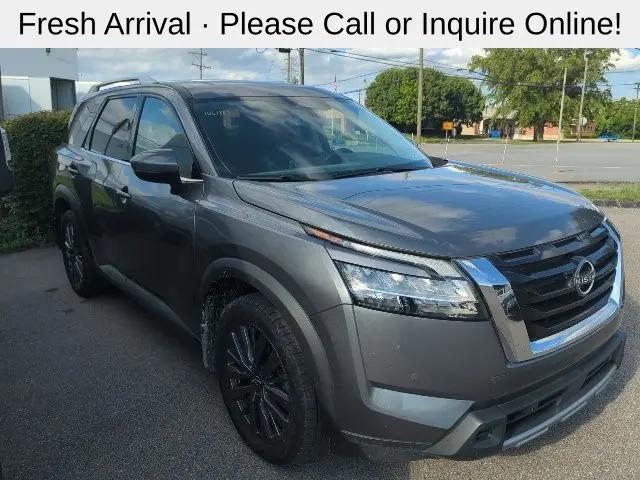 2023 Nissan Pathfinder SL 4WD for sale in Cincinnnati, OH