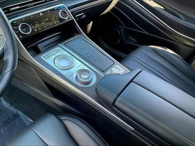 2022 Genesis GV80 2.5T A8