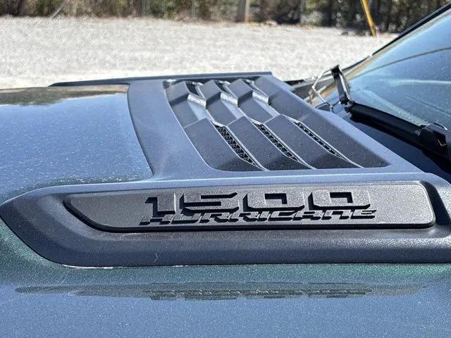 2026 Ram 1500 Express Crew Cab 4x4 57 Box