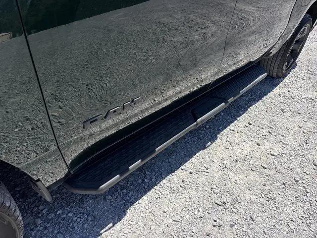 2026 Ram 1500 Express Crew Cab 4x4 57 Box