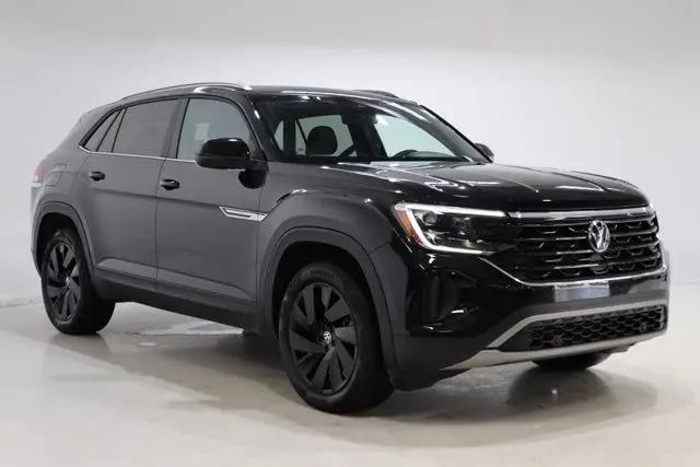 2025 Volkswagen Atlas Cross Sport 2.0T SE w/Technology for sale in Indianapolis, IN
