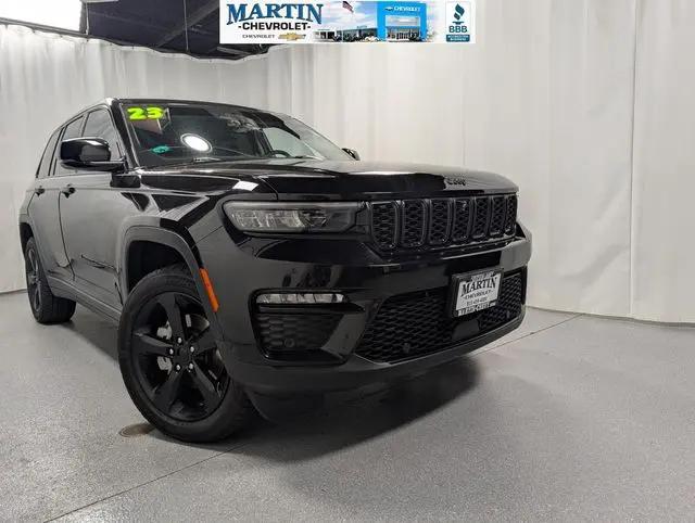 2023 Jeep Grand Cherokee Limited 4x4 for sale in Crystal Lake, IL