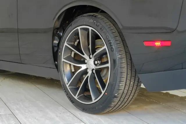 2015 Dodge Challenger R/T Scat Pack