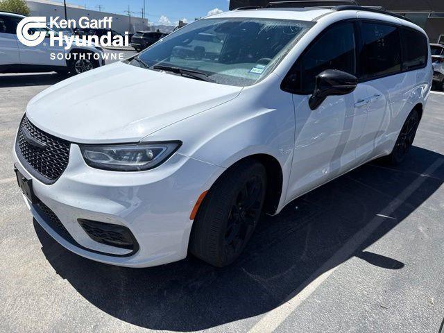 2025 Chrysler Pacifica Limited for sale in Sandy, UT