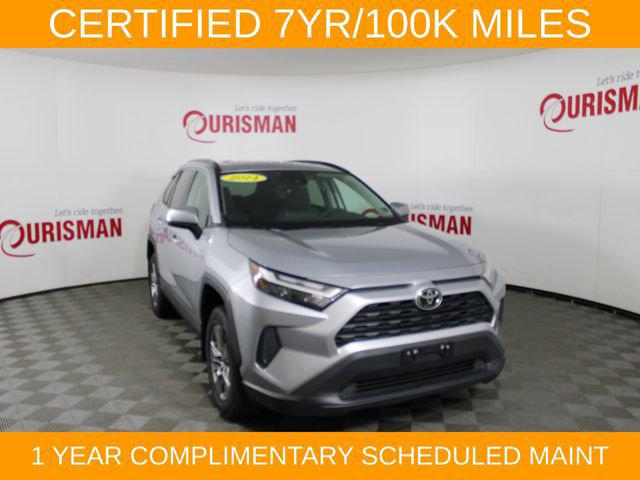 2024 Toyota RAV4 XLE - Photo 12