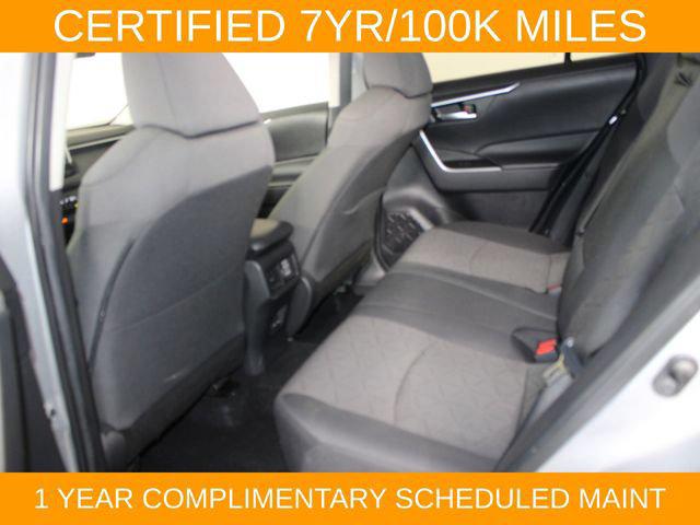 2024 Toyota RAV4 XLE - Photo 14
