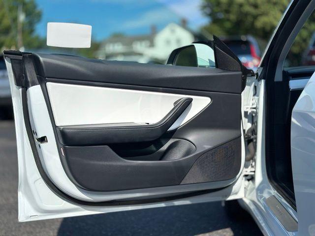 2020 Tesla Model 3 Long Range Dual Motor All-Wheel Drive