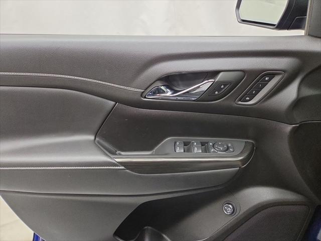2023 GMC Acadia AWD SLT