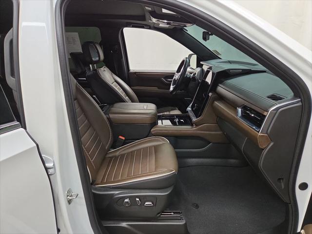 2025 GMC Yukon 4WD Denali Ultimate