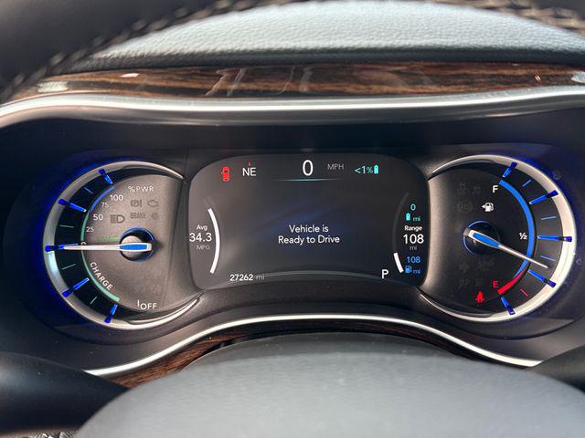 2023 Chrysler Pacifica Hybrid Limited