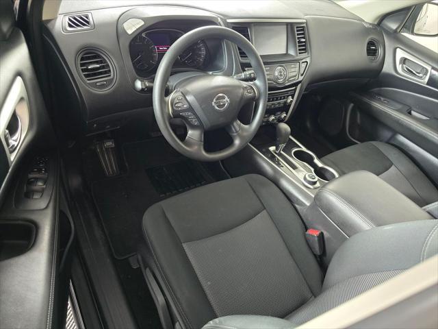 2019 Nissan Pathfinder S