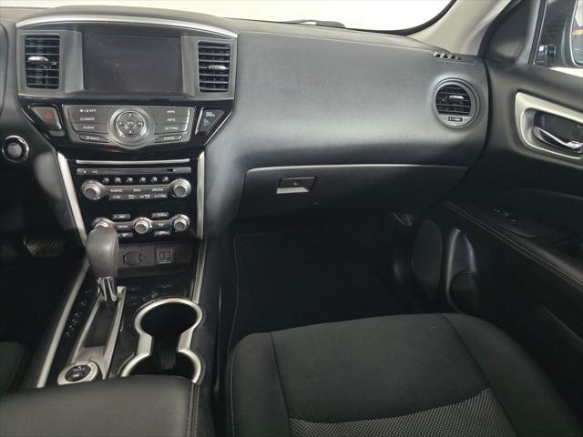 2019 Nissan Pathfinder S
