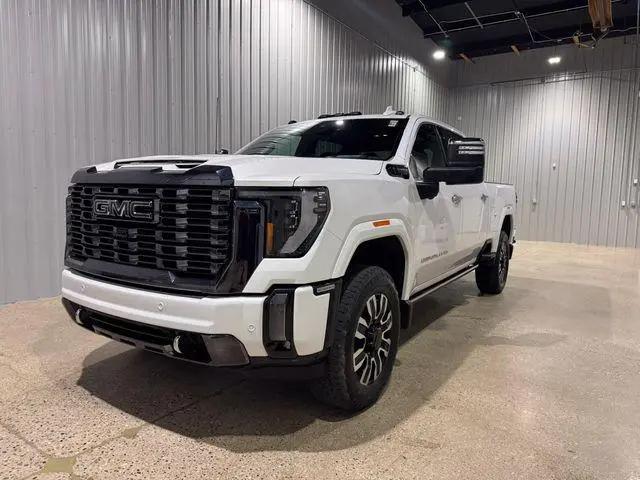 2024 GMC Sierra 2500HD Denali Ultimate for sale in Middlebury, IN