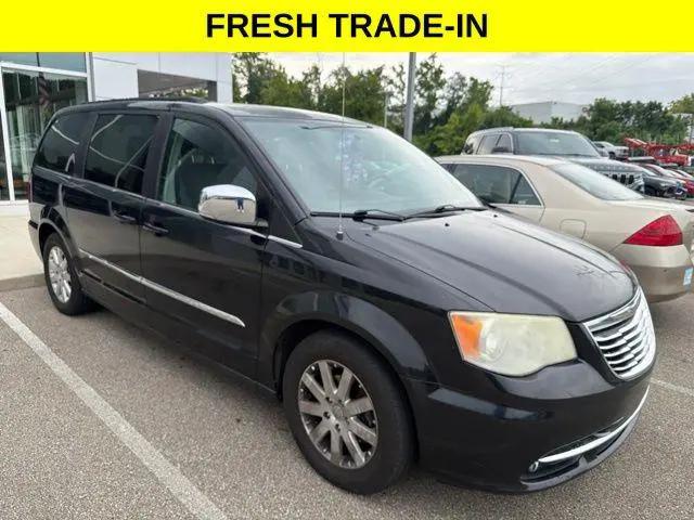 2011 Chrysler Town & Country Touring-L for sale near Cincinnati, OH