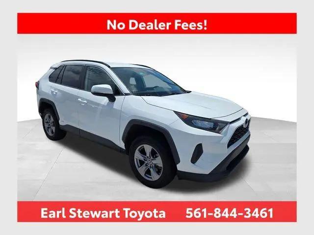 2022 Toyota RAV4 Hybrid LE for sale in Lake Park, FL
