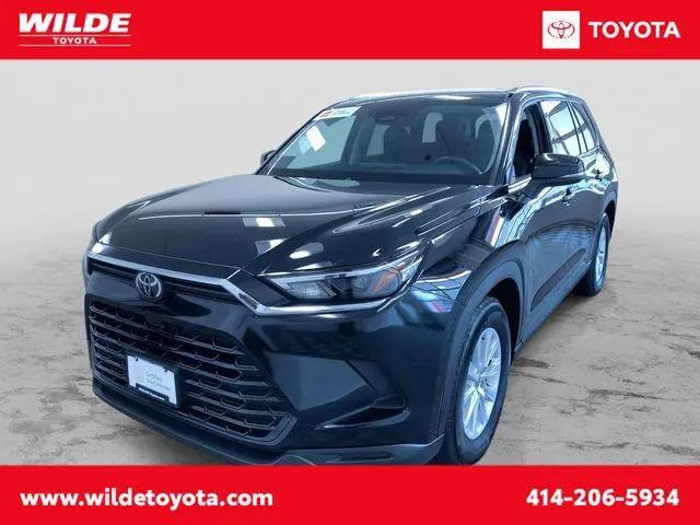 2025 Toyota Grand Highlander XLE for sale in West Allis, WI