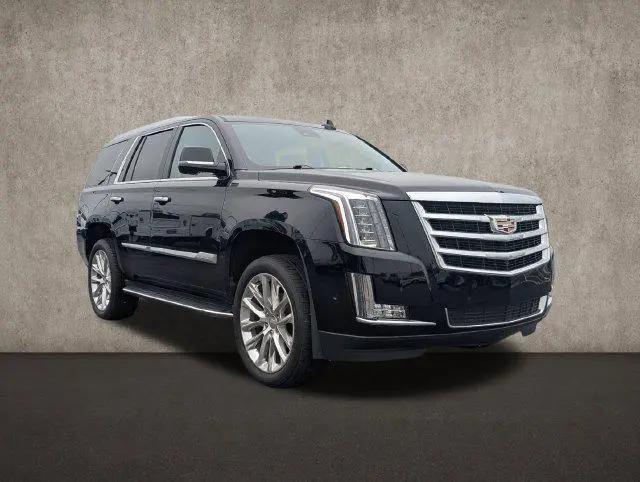 2020 Cadillac Escalade 4WD Luxury for sale in Circleville, OH