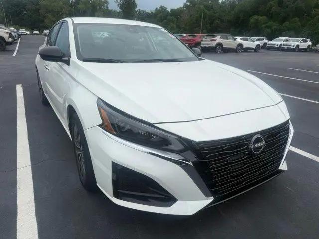 2025 Nissan Altima SV FWD for sale in Creve Coeur, MO