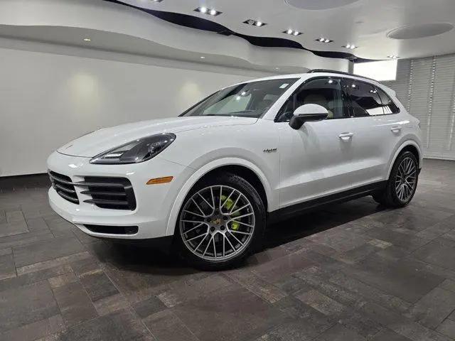 2023 Porsche Cayenne E-Hybrid Platinum Edition for sale in West Palm Beach, FL