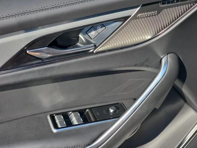 2023 Jaguar F-PACE SVR P550 AWD Automatic