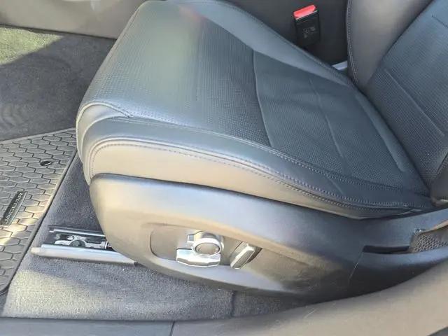 2023 Jaguar F-PACE SVR P550 AWD Automatic