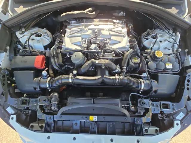 2023 Jaguar F-PACE SVR P550 AWD Automatic