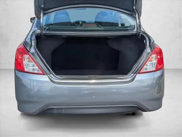 2016 Nissan Versa 1.6 S