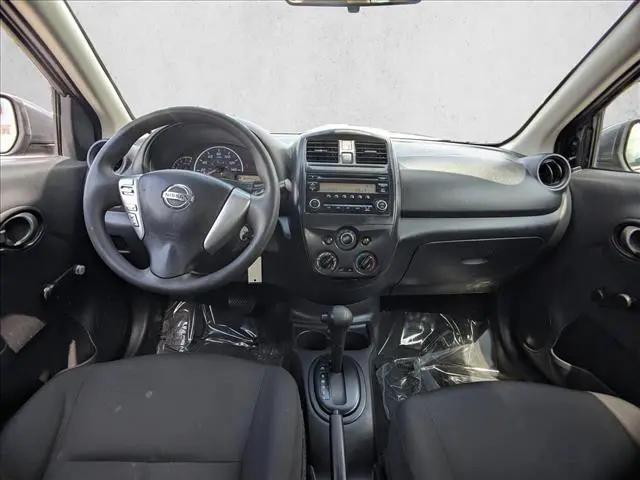 2016 Nissan Versa 1.6 S