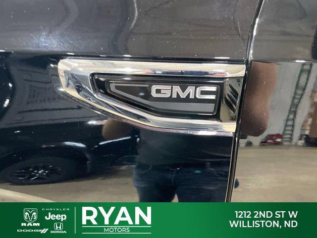2021 GMC Yukon 4WD SLT
