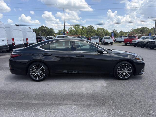 2023 Lexus ES 350 Base