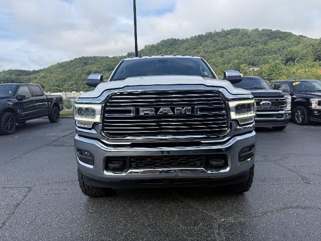 2022 Ram 3500 Laramie Crew Cab 4x4 8 Box
