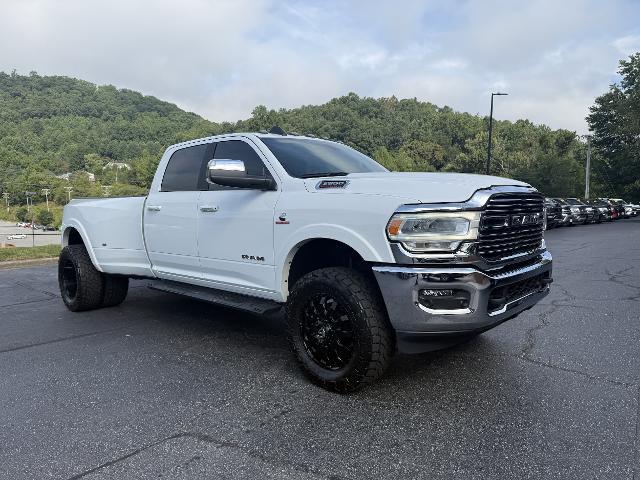 2022 Ram 3500 Laramie Crew Cab 4x4 8 Box