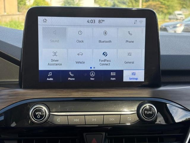 2020 Ford Escape Titanium Hybrid