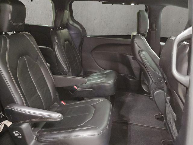 2022 Chrysler Pacifica Touring L AWD