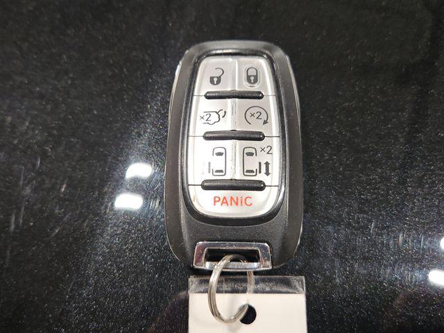 2022 Chrysler Pacifica Touring L AWD
