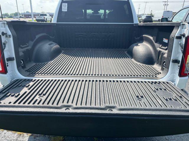 2023 Ram 1500 Big Horn Crew Cab 4x4 5'7" Box