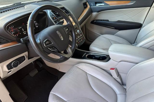2019 Lincoln MKC Select