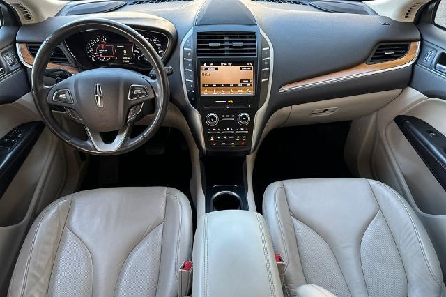 2019 Lincoln MKC Select