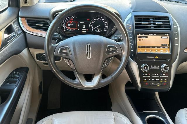 2019 Lincoln MKC Select
