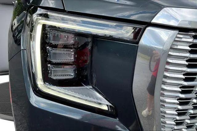 2021 GMC Yukon 4WD Denali