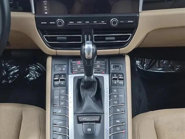 2020 Porsche Macan Macan