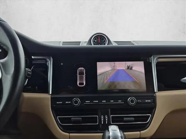 2020 Porsche Macan Macan