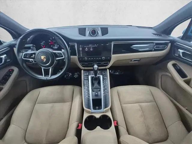 2020 Porsche Macan Macan