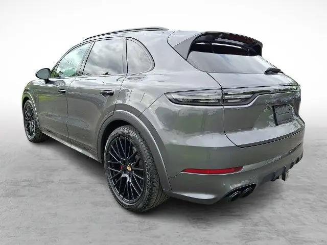 2021 Porsche Cayenne GTS