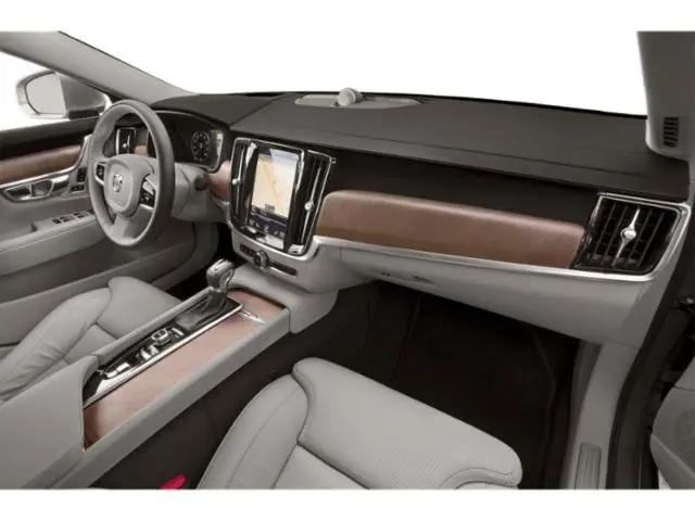 2018 Volvo S90 T5 Momentum