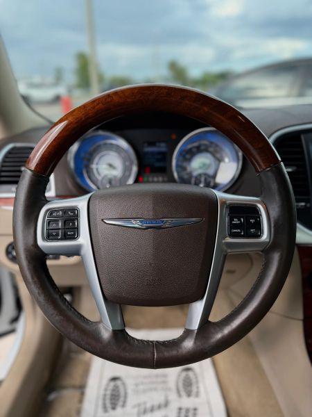 2011 Chrysler 300 300C