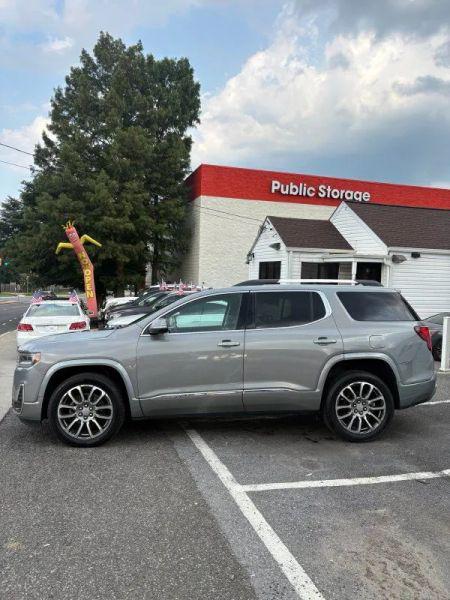2023 GMC Acadia AWD Denali